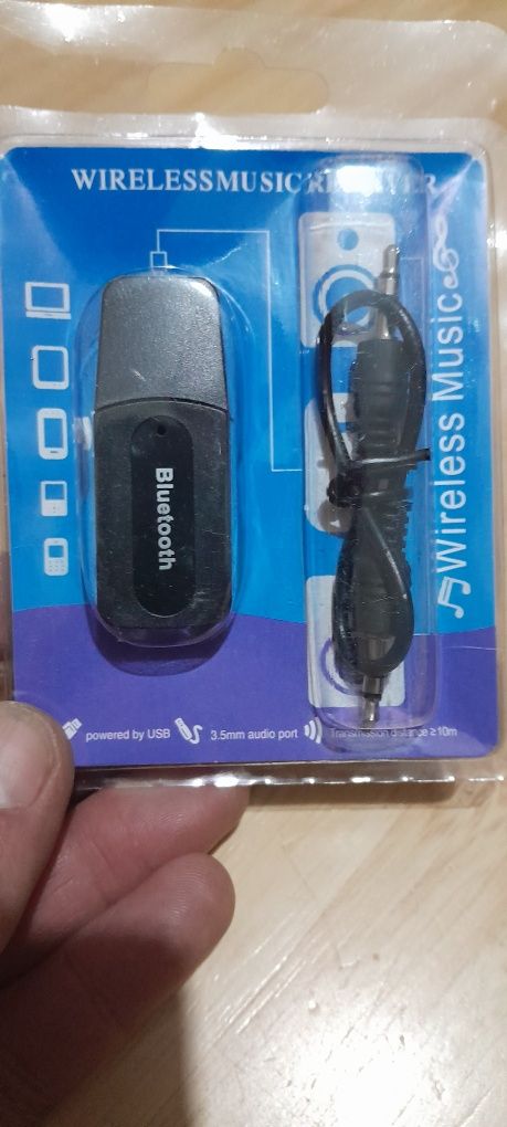 Receptor  bluetooth  auxiliar,alimentare usb