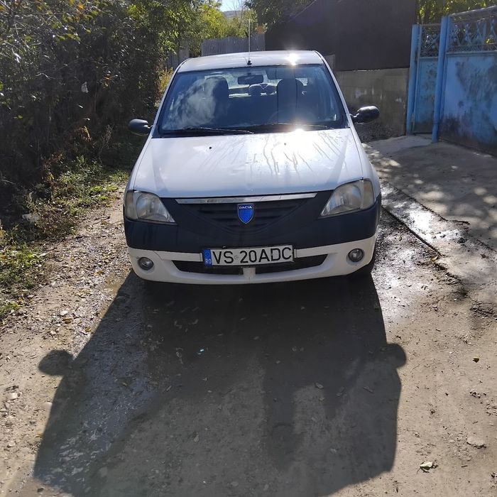 Vând Dacia logan 1/4 benzina din 2006.stare de funcționare bună.