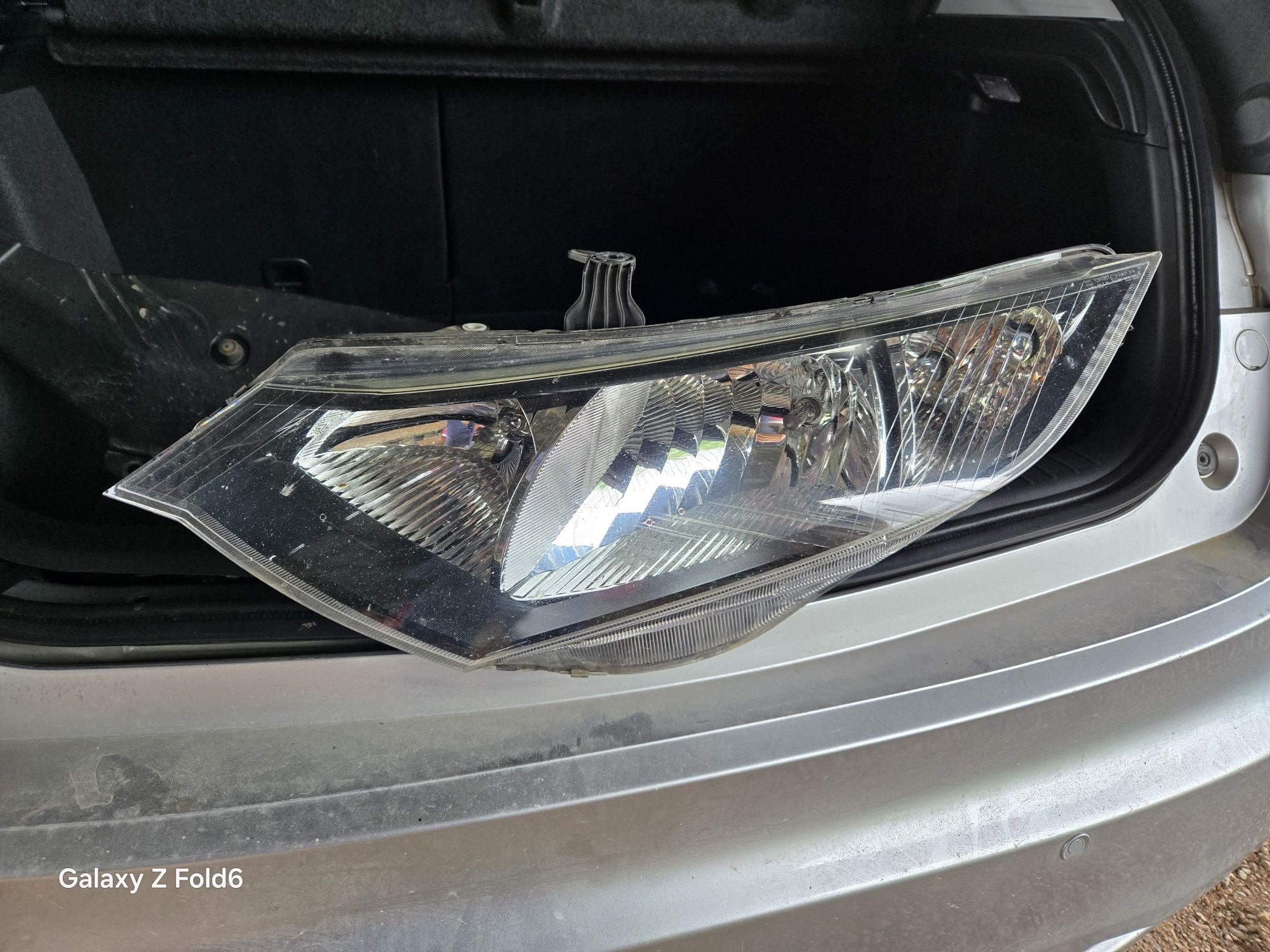 Фарове за Хонда сивик 9/ Honda civic 9