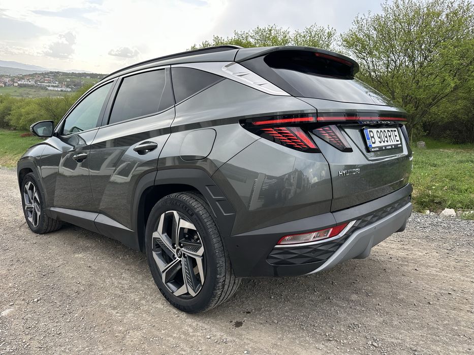 PJ Vând Hyundai Tucson Hybrid 230CP Luxury 4x4 TVA deductibil