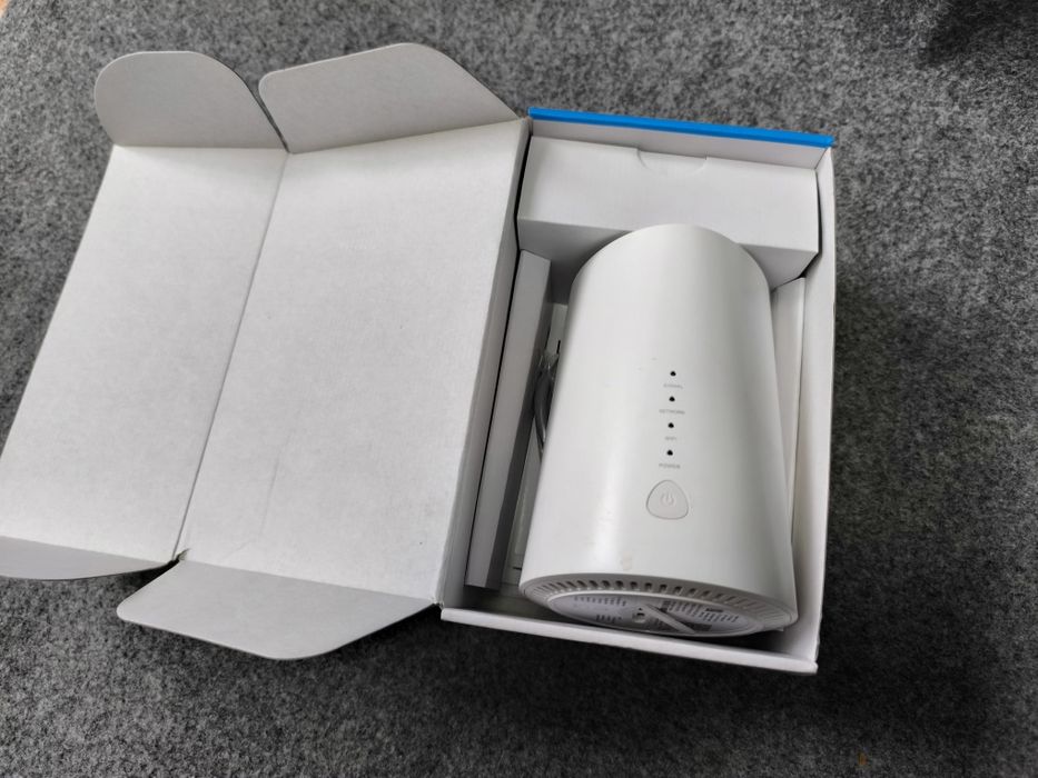 Router 4G cu cartela SIM decodat