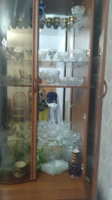 Сервант для посуды