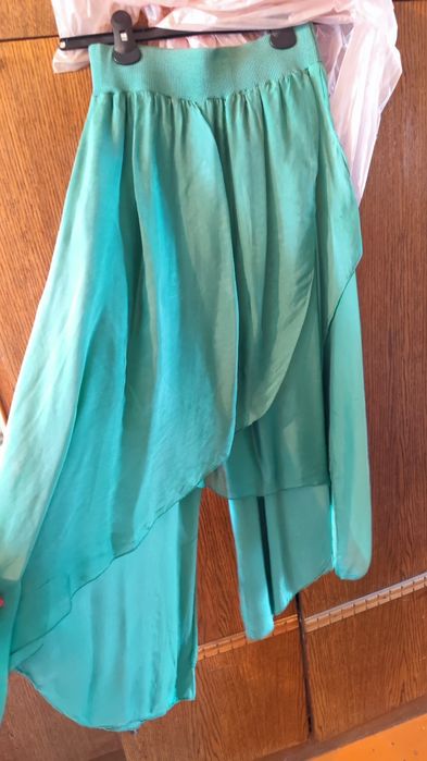 Продам выходные брюки шифоновые (новые)