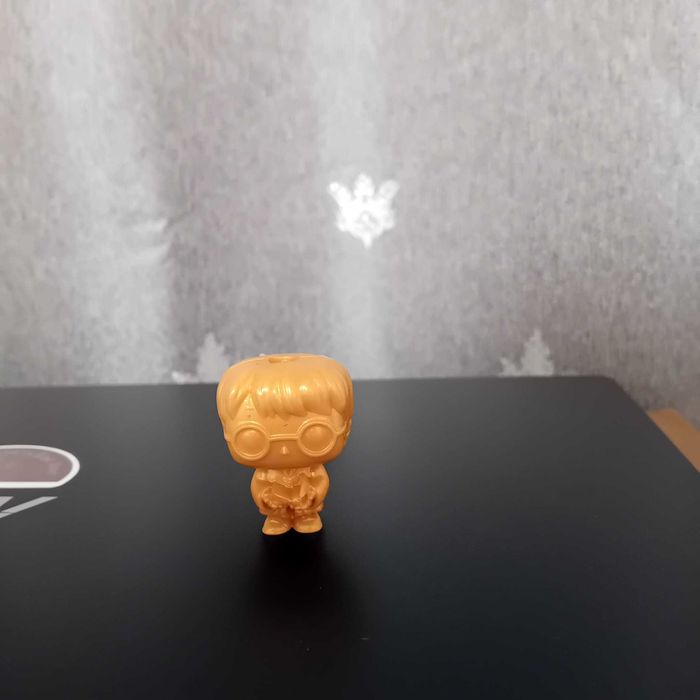 Figurina Harry Potter Gold.