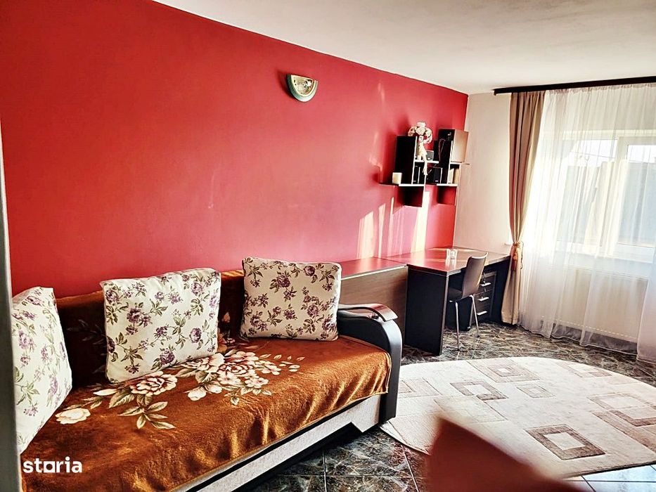 Codlea, apartament 2 camere decomandat, etaj 1, mobilat, 75000 euro