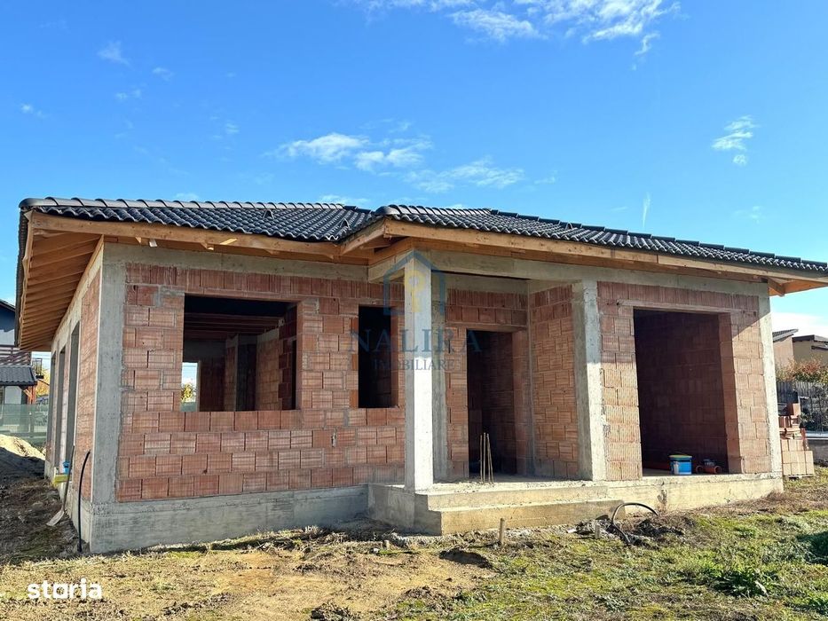 Casa de vanzare in Satu Nou de Jos la rosu