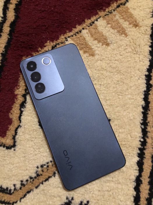 Продается vivo v27e