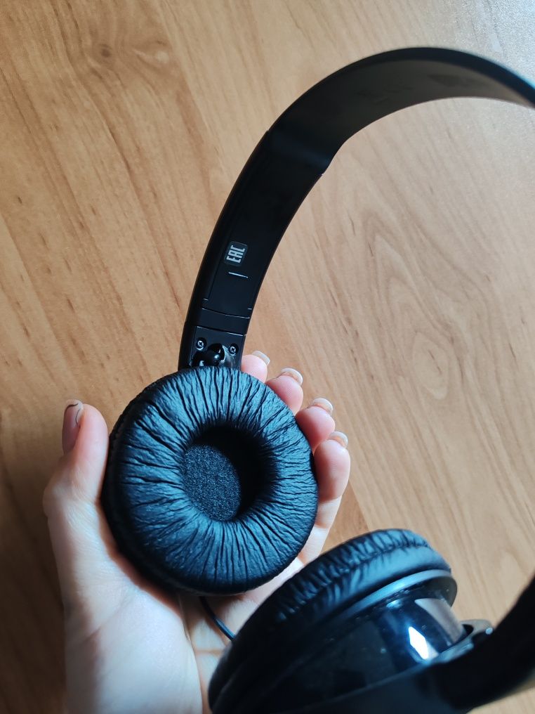 Жични слушалки SONY