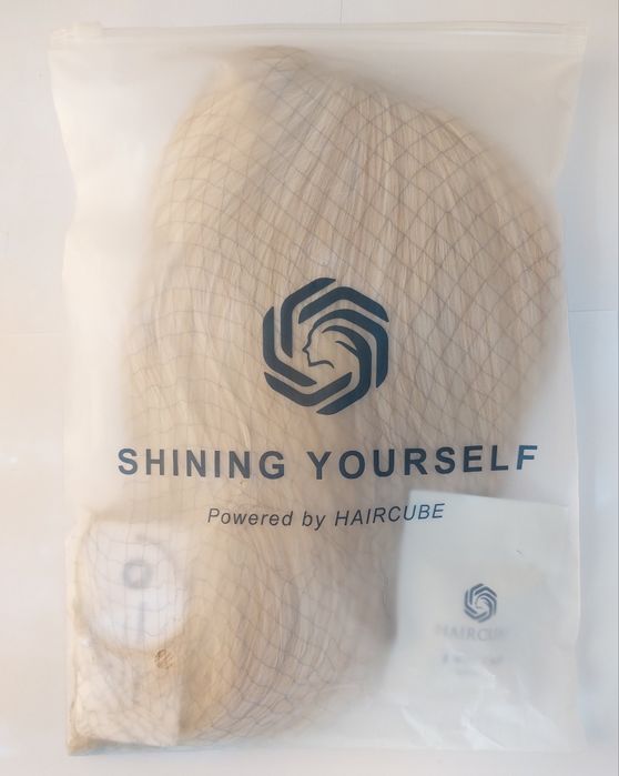 Къса руса перука с бретон