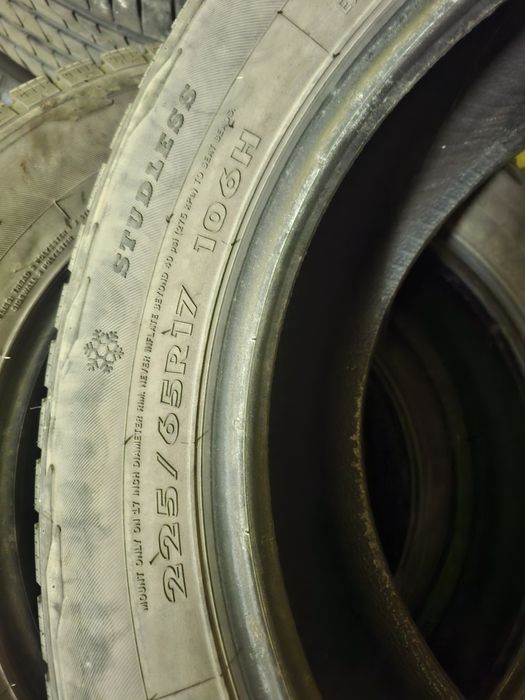 гуми 225/65/17 почти новички