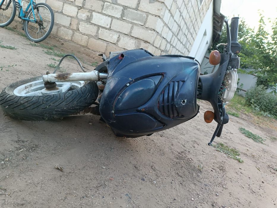 Продам скутер не на ходу