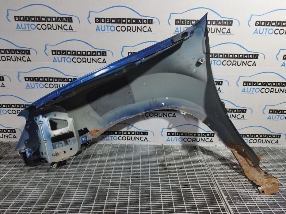 Aripa Dreapta Fata Dacia Duster 2010 - 2013 4 Usi ALBASTRU (1126) CU DEFECTE