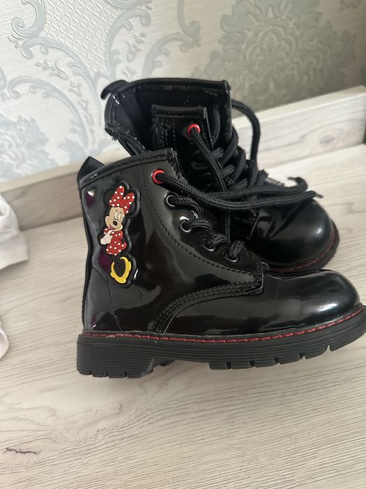 Ботинки для девочек