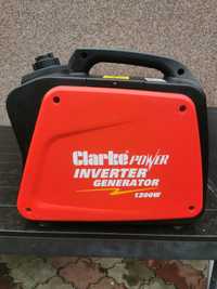 Vând generator curent marca Clarke Power Inverter 1200 W.