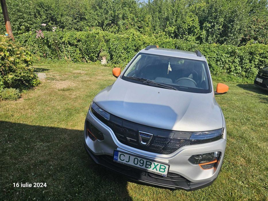 Vand Dacia Spring 15.000 km