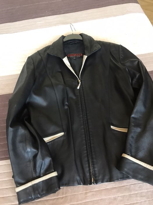 Черно кожено яке