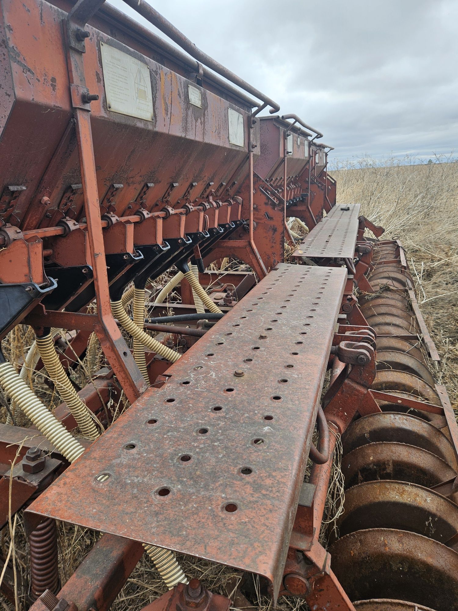 Продам сеялки СЗС-2