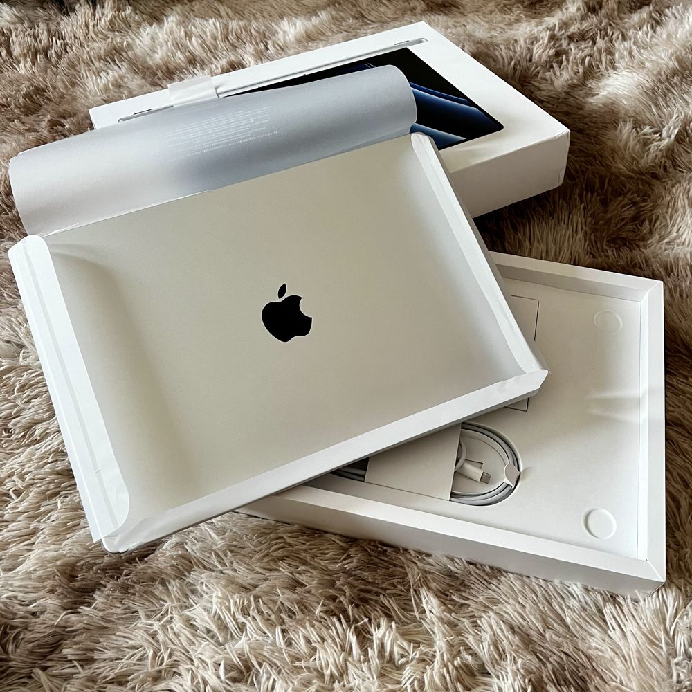 Macbook Pro 16 2023 Silver