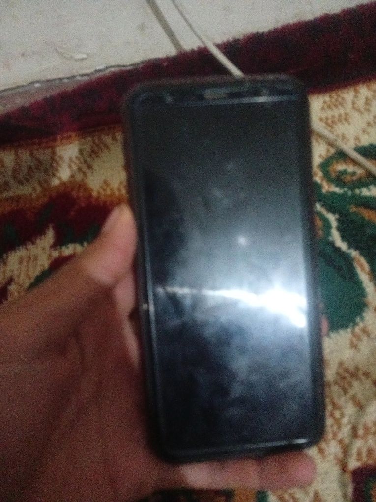 Samsung     j6 +