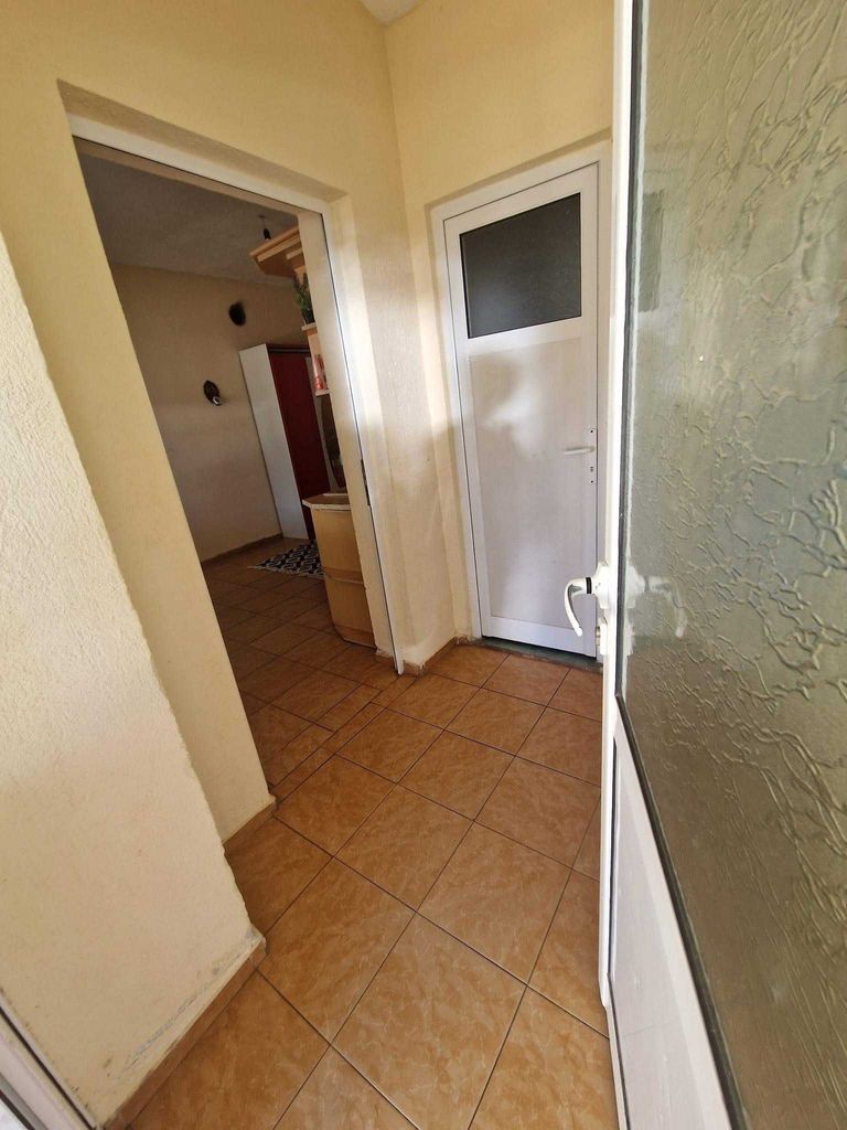 Продава се Къща в Свиленград - 3260 кв.м за 27 €/кв.м - Снимка #10