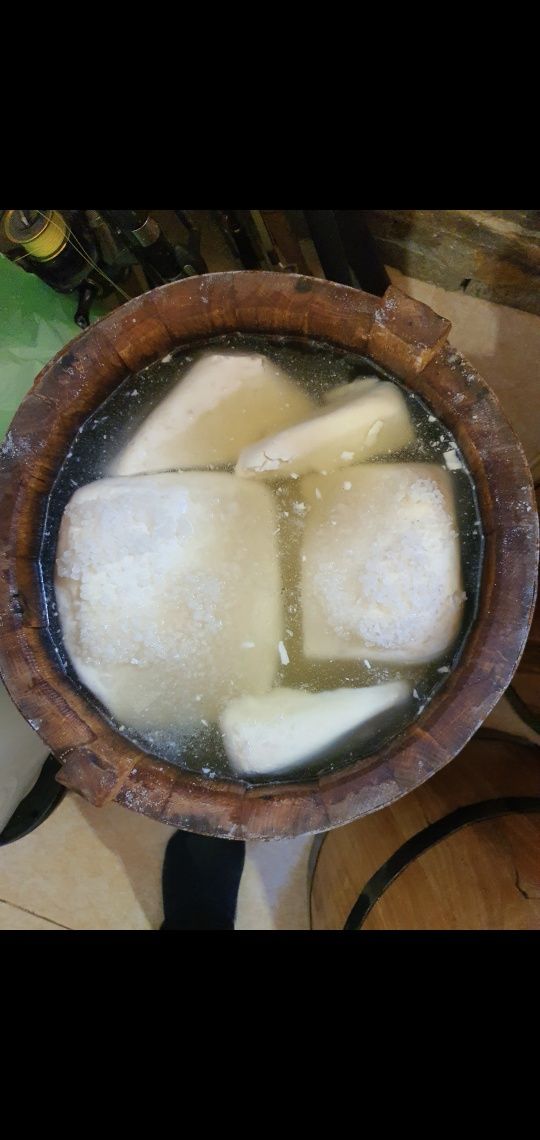 Домашно козе сирене и мляко