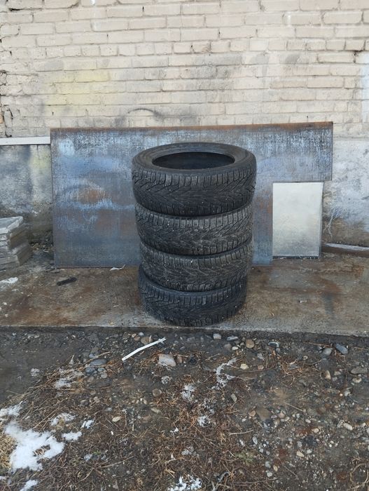 Шины всесезонка Nokian б/у