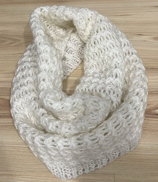 Esarfa tricotata