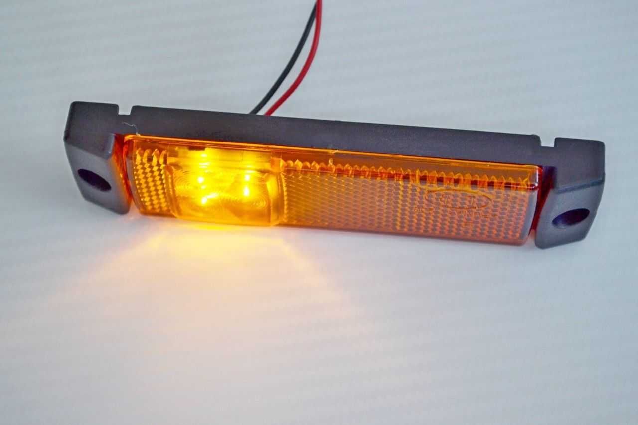 1 бр. диодни Лед LED габарити светлини лампи за кола камион 12-24V