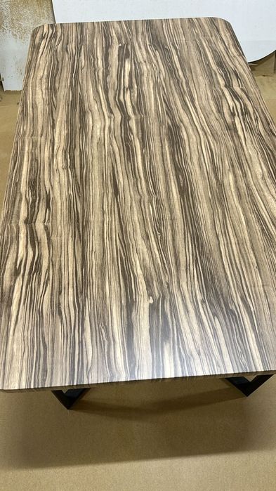 Столы есть в наличие