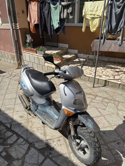 scuter aprilia rally 50