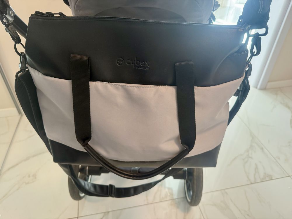 Комплект Cybex Priam 3.5 Simply Flowers Grey+чанта