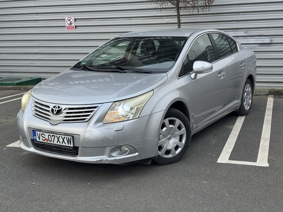 Toyota Avensis 2011 1.6 benzina posibilitate rate