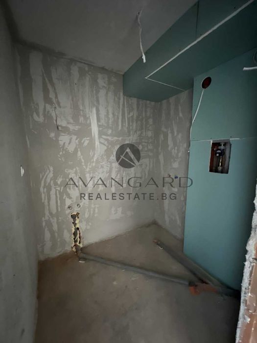 Продава се Двустаен апартамент в Пловдив, Остромила - 82 кв.м за 1125 €/кв.м - Снимка #3