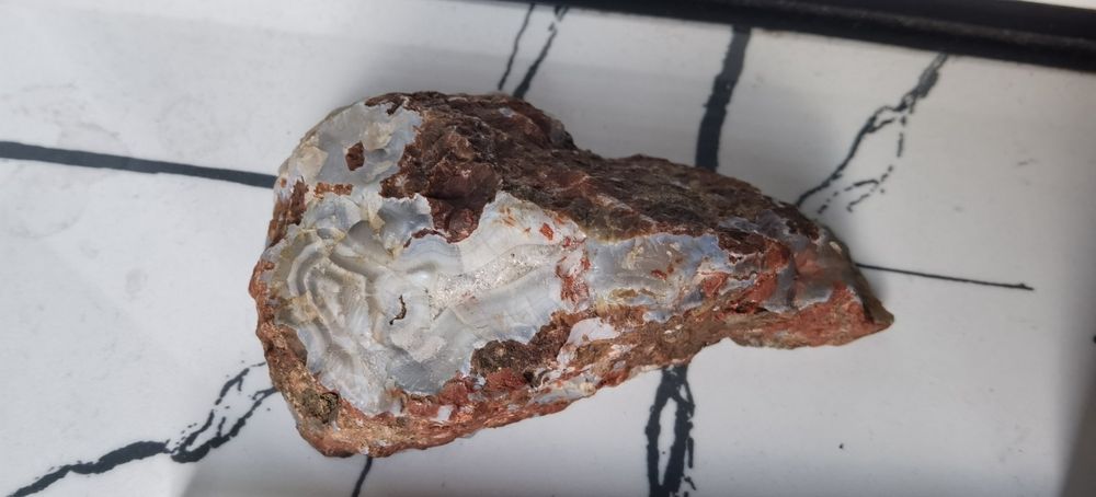 Естествен не обработен Ахат