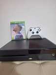 Xbox one 1Tb+ controller+fifa 22