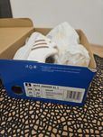 Adidasi ADIDAS noi
