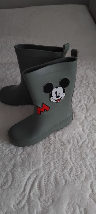 Резиновые сапожки,30 размер H&M.  Новые.