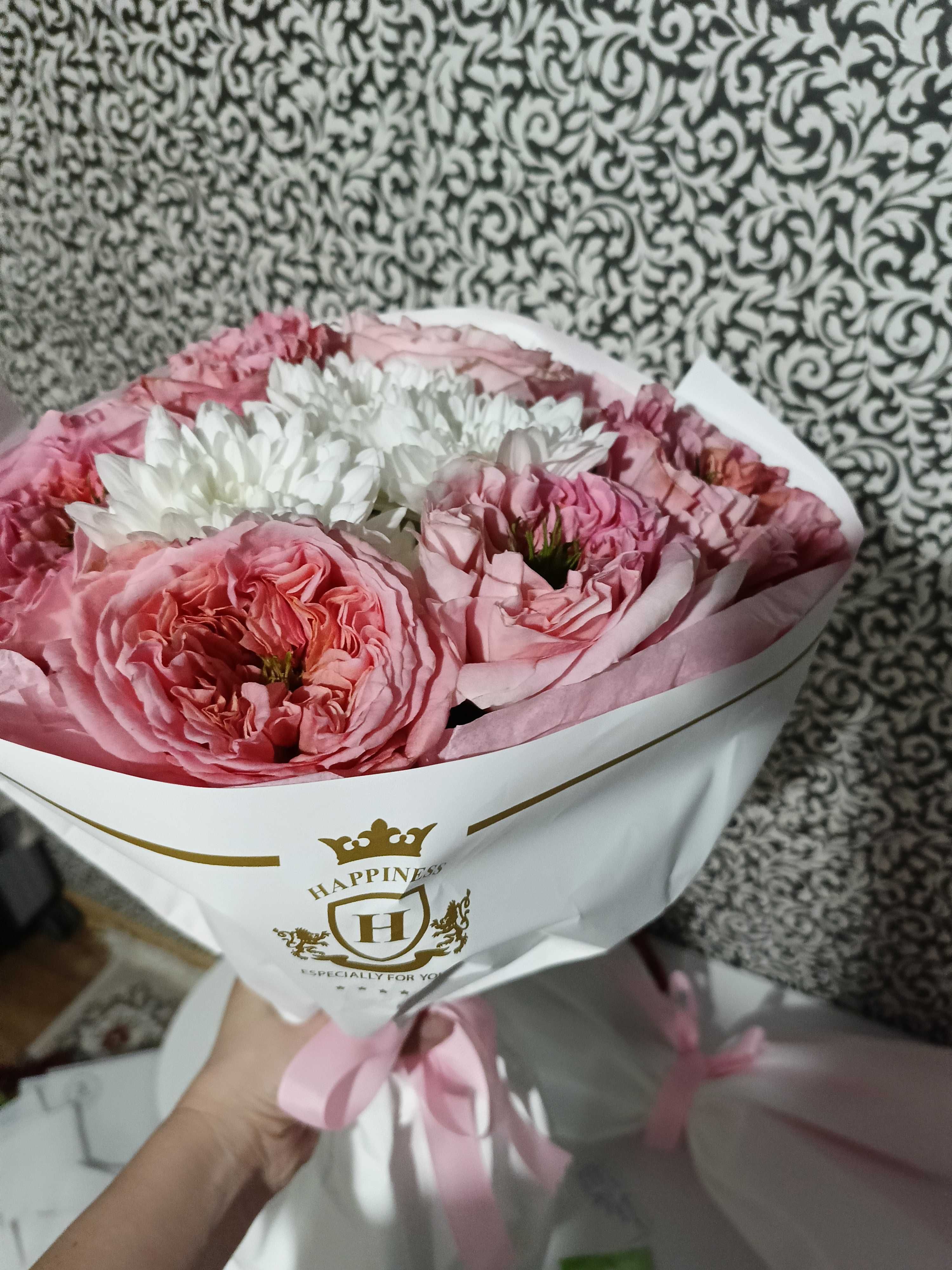 продается 3 цветы за доступную цену