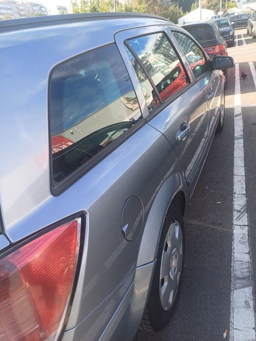 Opel Astra H în stare perfecta de funcționare