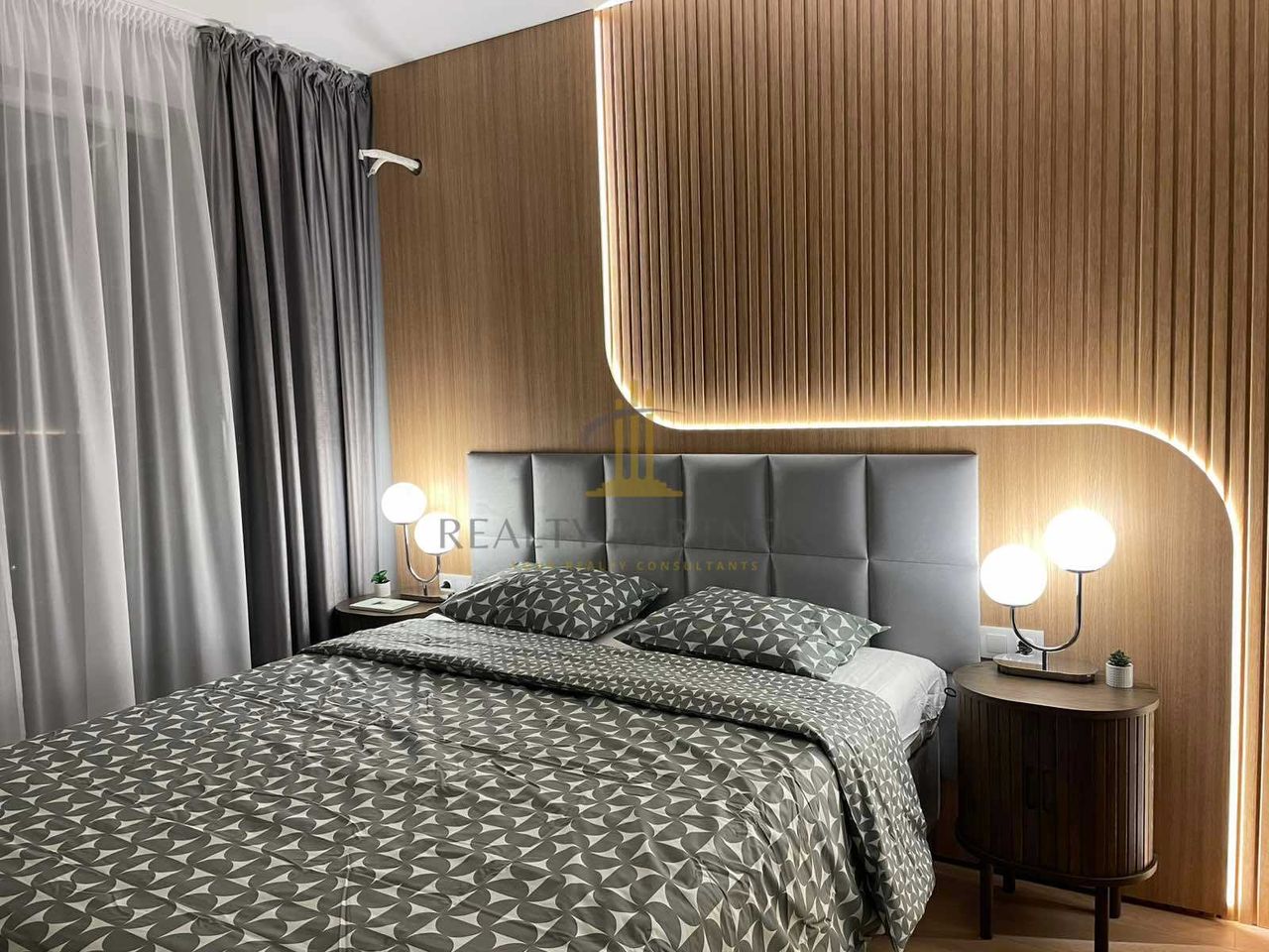 Продава се Тристаен апартамент в Пловдив, Остромила - 63 кв.м за 2142 €/кв.м - Снимка #2