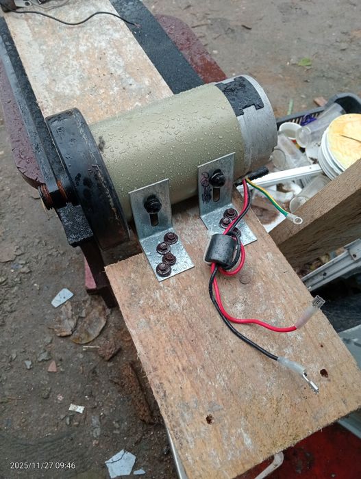 Motor banda alergare