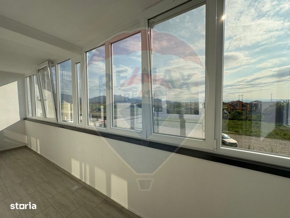 Apartament suprafata generoasa Sanpetru