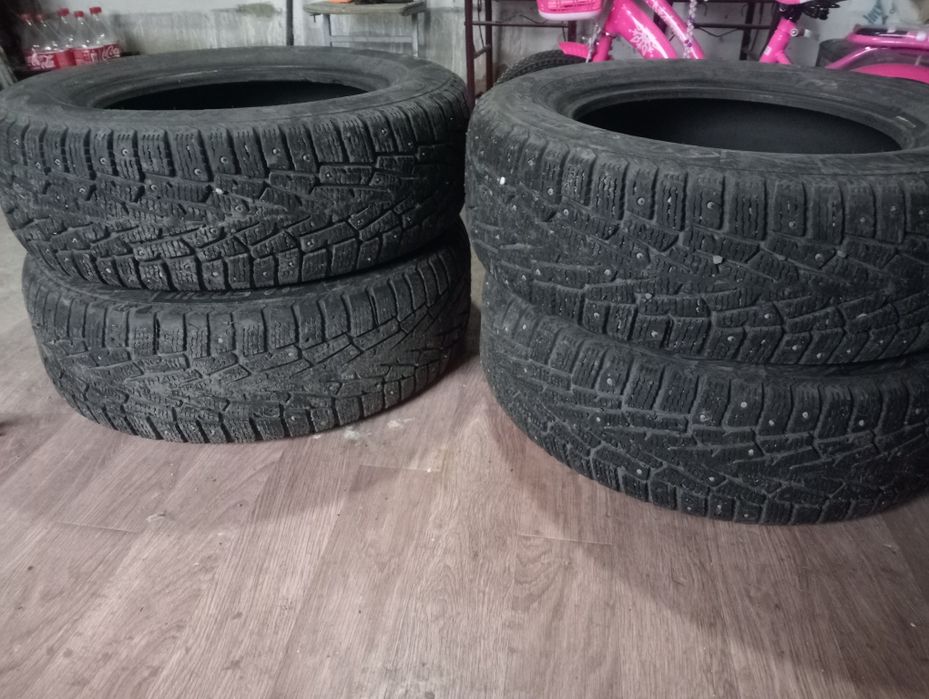 Продам зимние шины