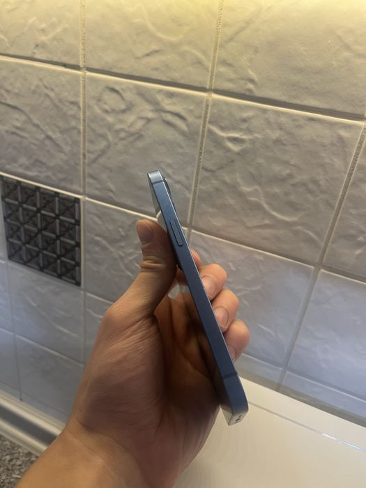 Iphone 13 в отличном состоянии