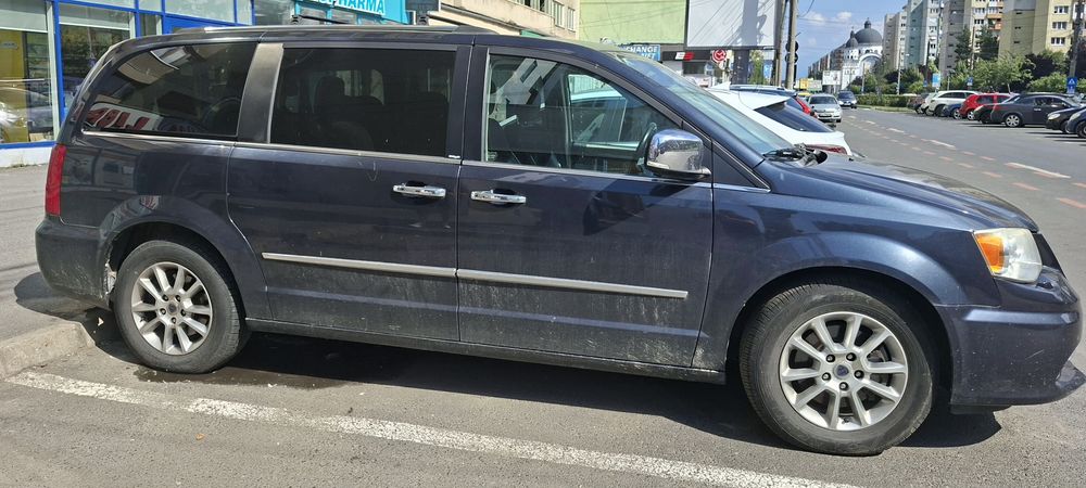 Lancia/ Chrysler Voyager