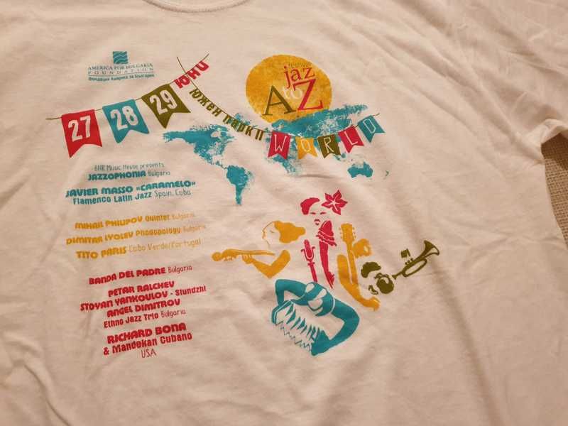 Оригинална бяла тениска с изображения надписи WORLD A to JazZ Festival