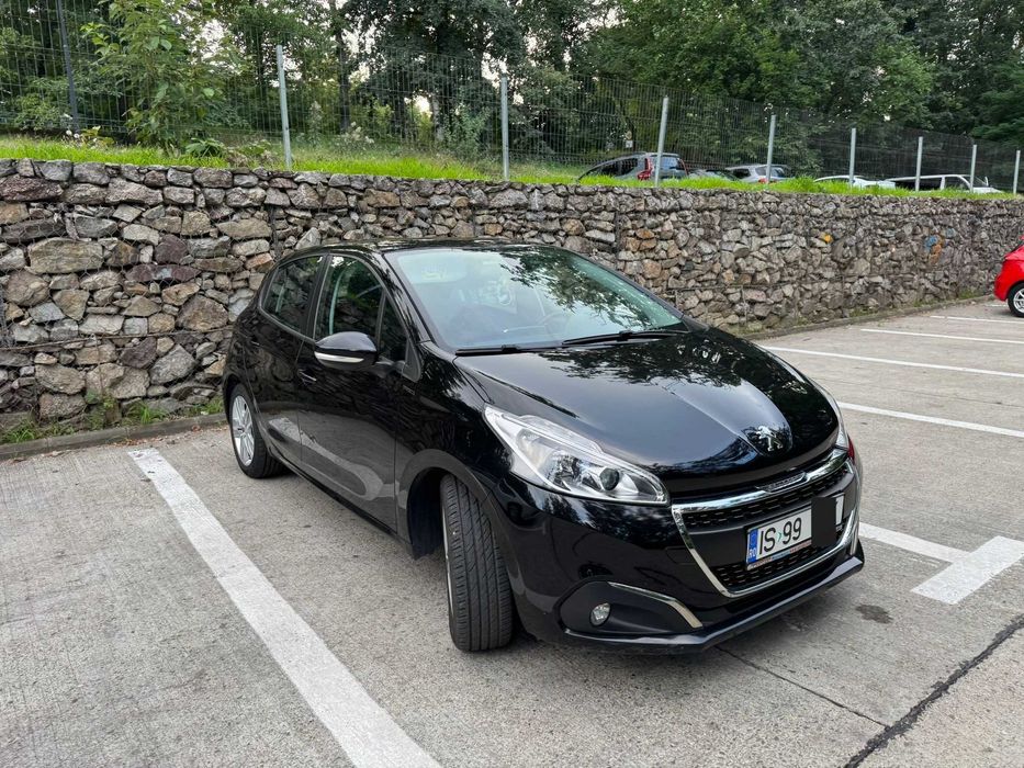 Peugeot 208, 1.2 benzina, 82 CP, an 2019 – Euro 6