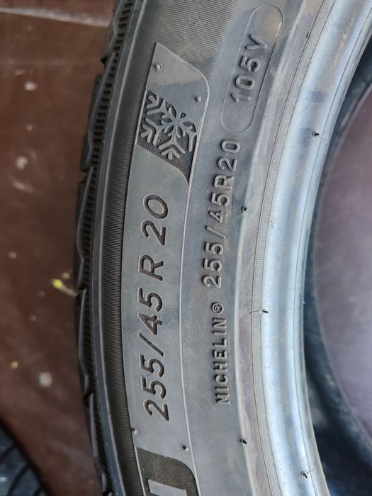 Vând anvelope second hand