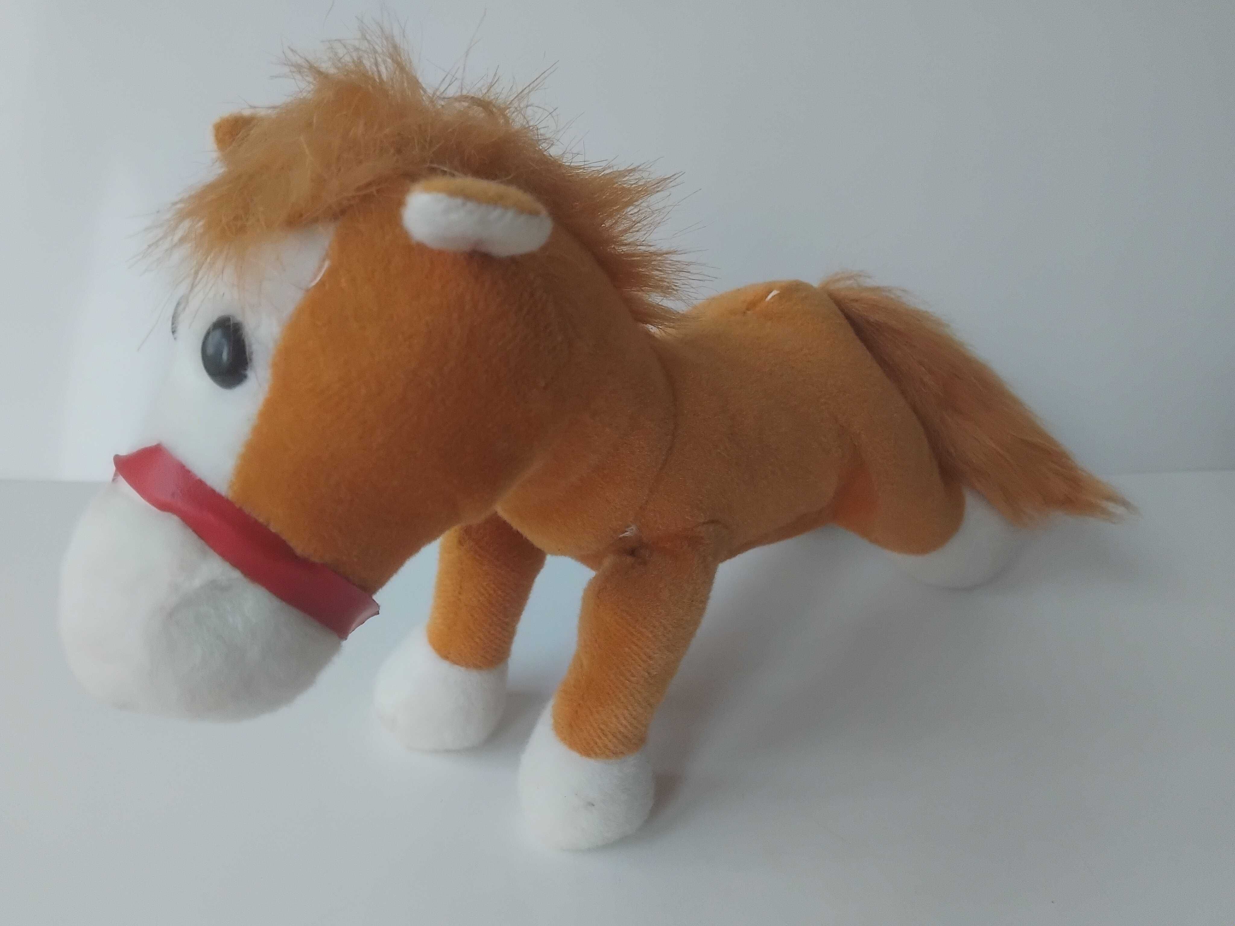 Плюшена играчка Конче