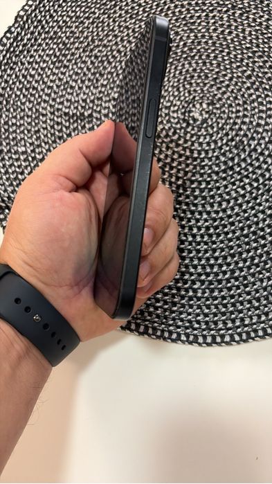 Iphone 15 negru 128gb